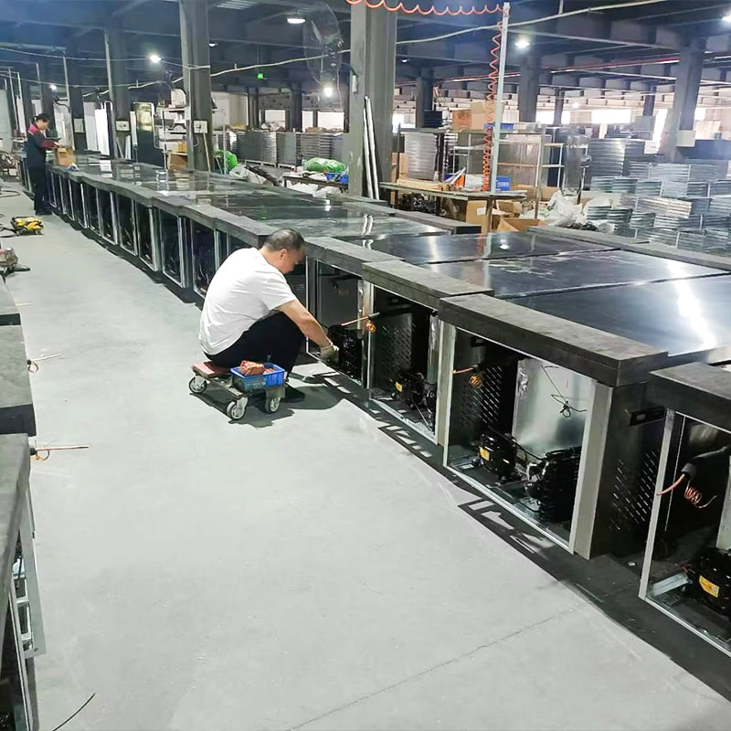 Lapos hűtő 1,8 m-es léghűtéses konyhaszekrény Lapos hűtő 1,8 m-es léghűtéses konyhaszekrény